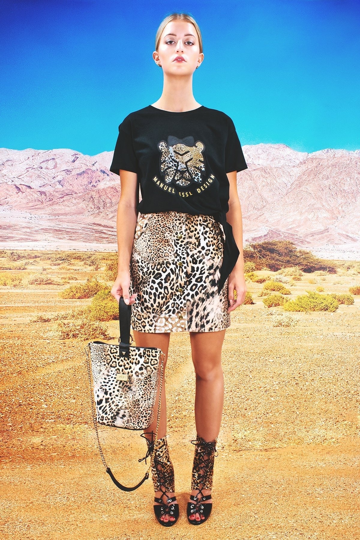 Mini - Rock aus Samt mit Knöpfen "LEO" - Manuel Essl Design