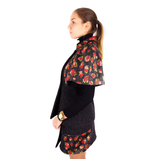 Cape mit Flügelärmel aus Loden "ROSES" - schwarz - Manuel Essl Design