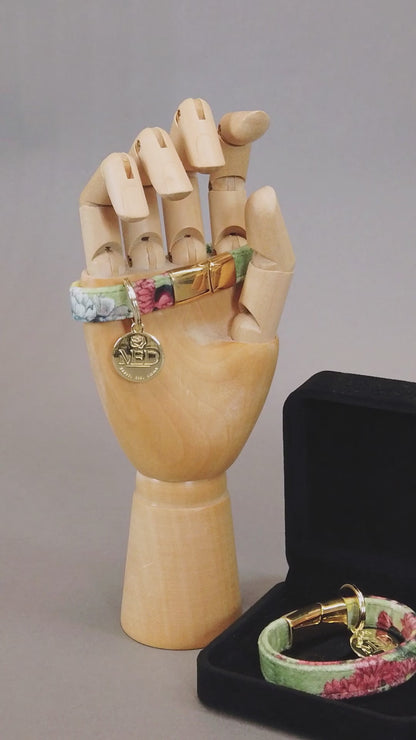 Handgemachtes Armband "COSMIC BLOOM" - limonengrün