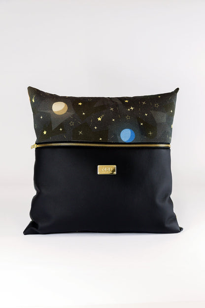 handgemachter Polster "SPACE" - schwarz - Manuel Essl Design