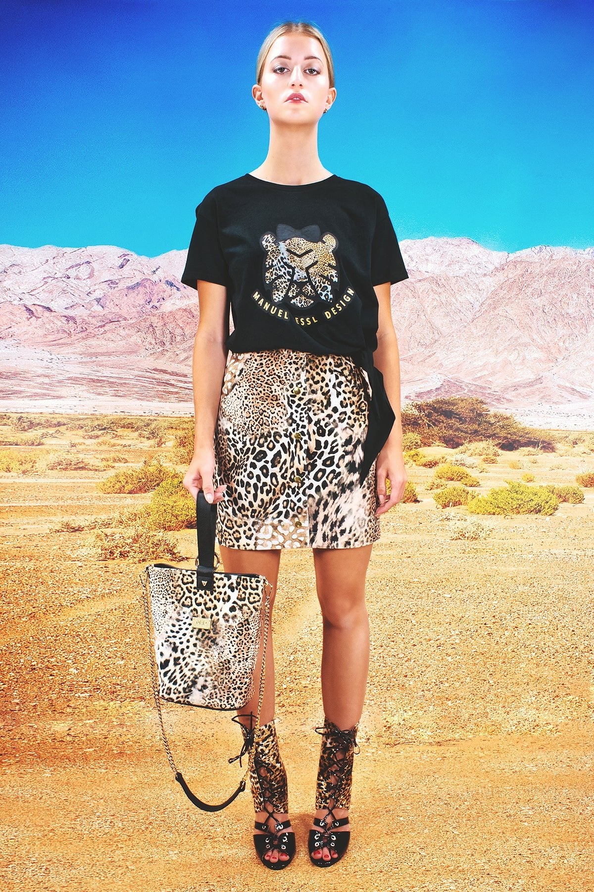 Mini - Rock aus Samt mit Knöpfen "LEO" - Manuel Essl Design