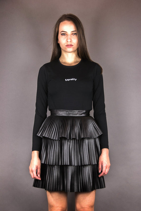 Plissee - Rock aus veganem Lederimitat mit Stufen und Volants - schwarz - Manuel Essl Design