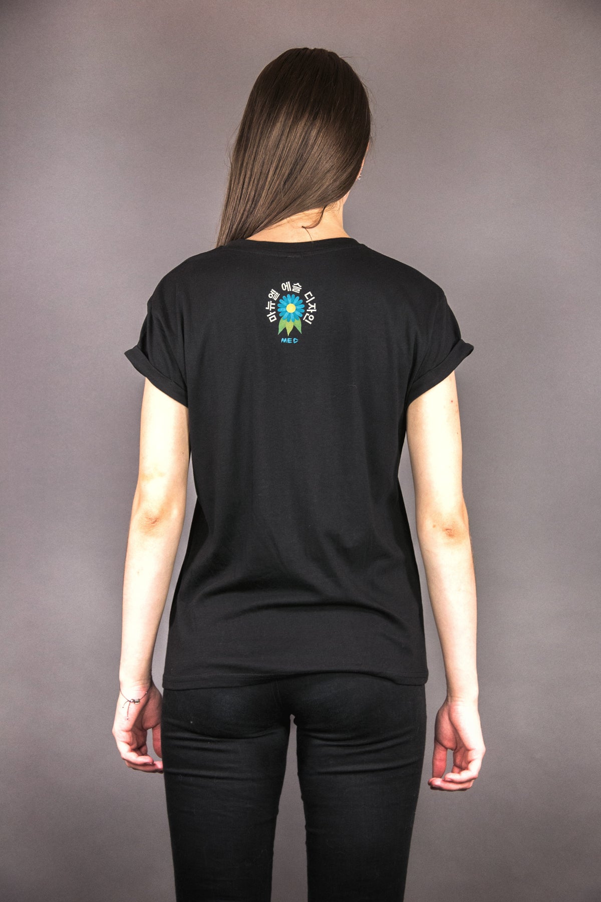 T-Shirt "FLOWERS PRINT" - schwarz - Manuel Essl Design